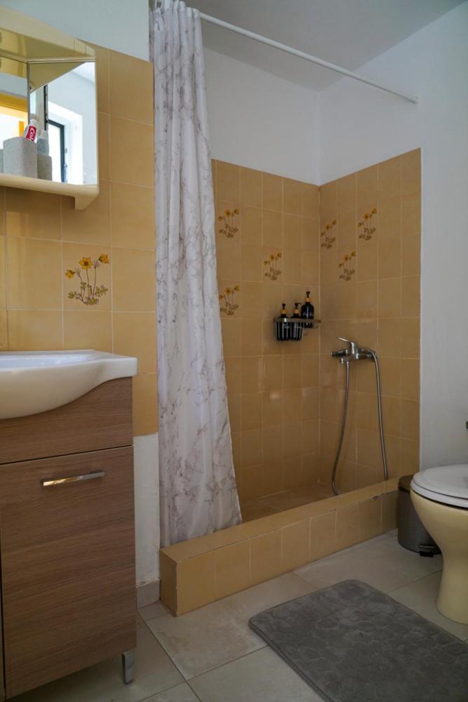 Cosy Guest House With Private Yard Saronida Экстерьер фото